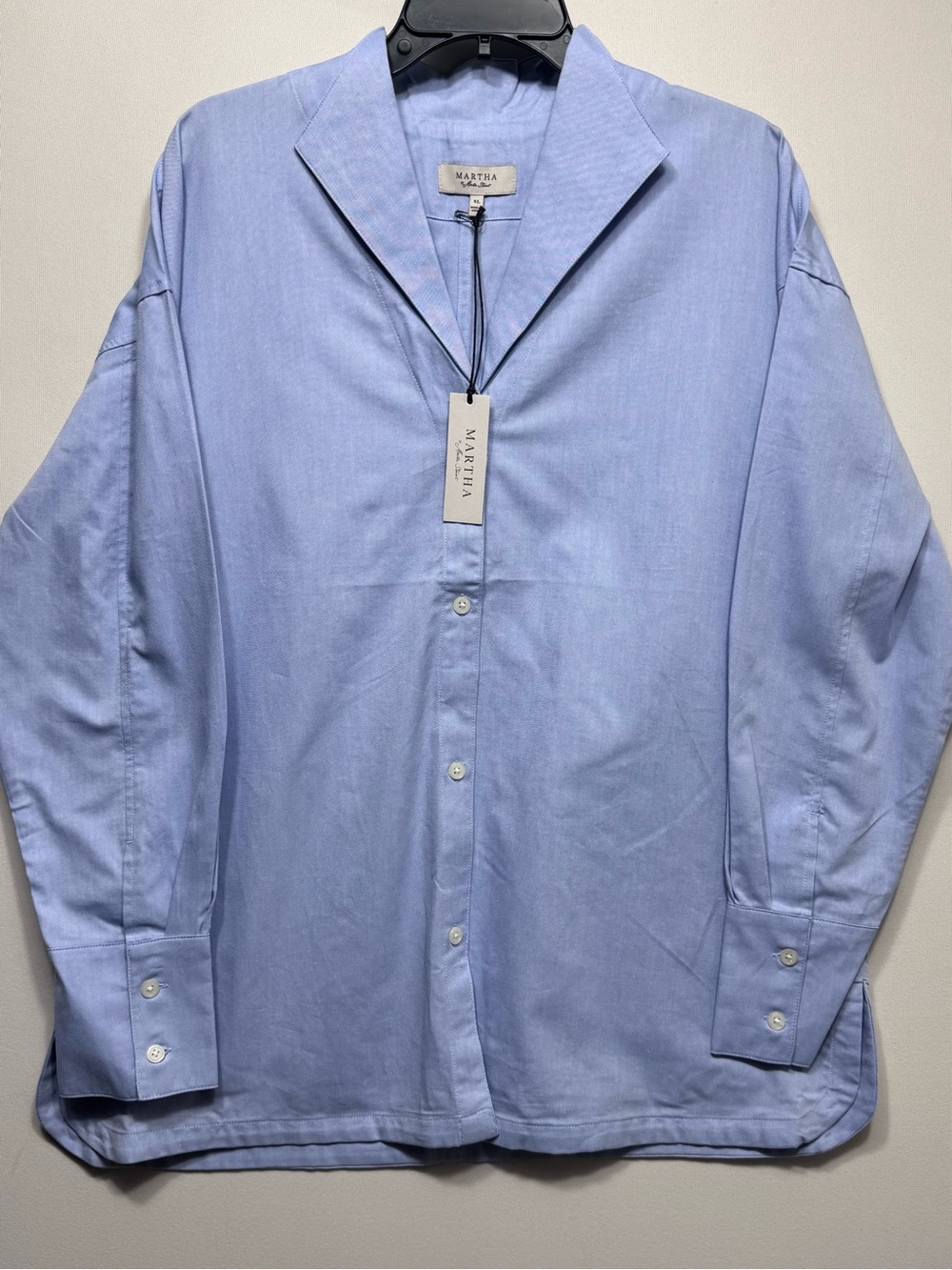 Martha Stewart women’s the relaxed classic fit Light Blue Button-Down Shirt NWT